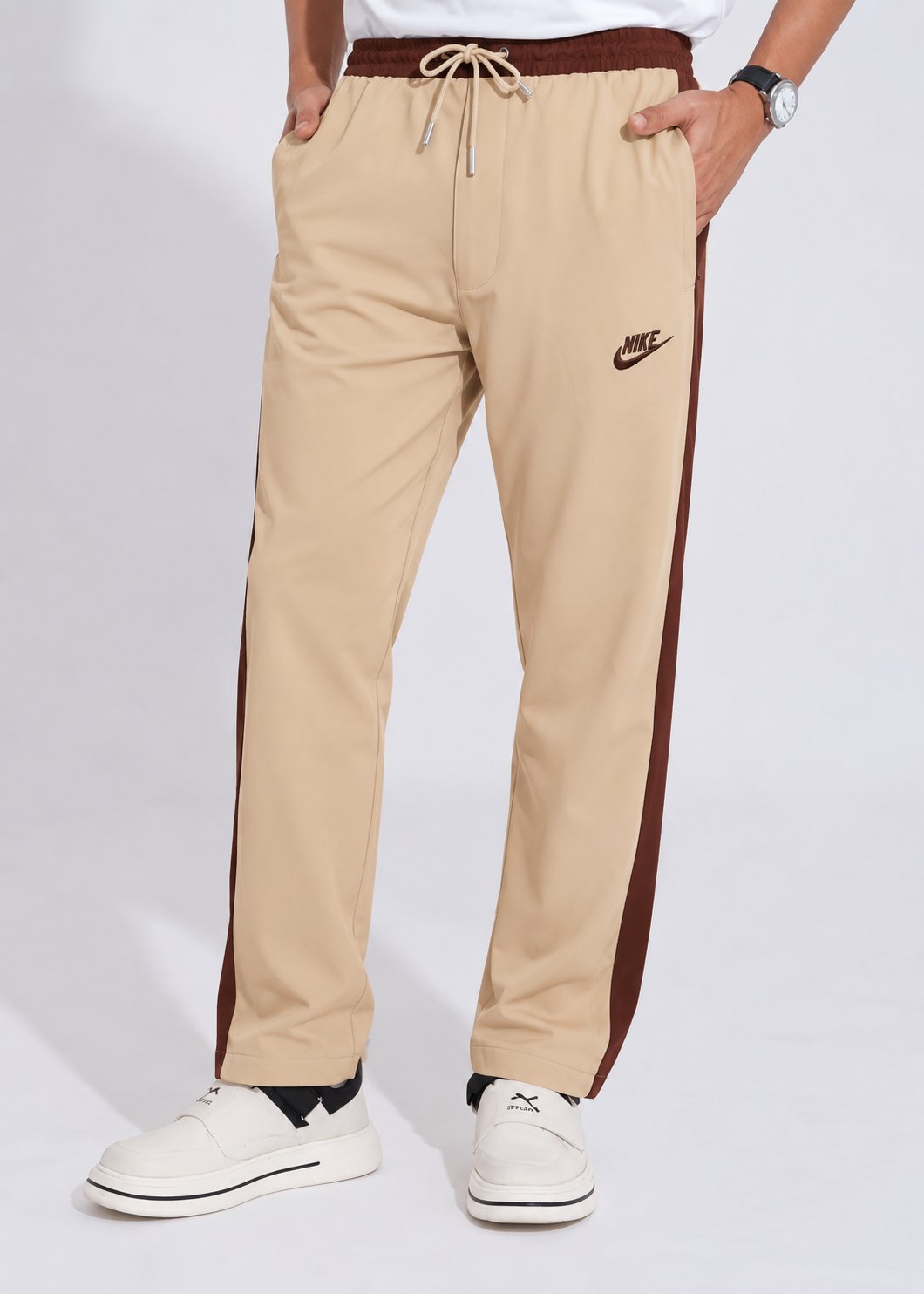 Sand Trail Track Pant 1
